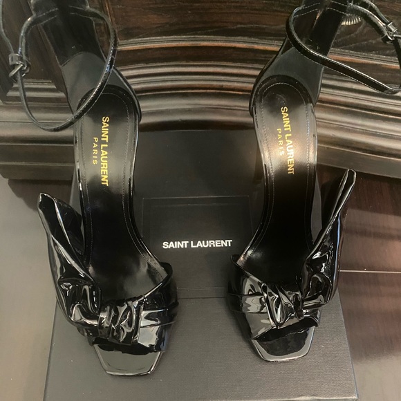 COPY - Brand new Yves Saint Laurent shoes - Picture 5 of 11